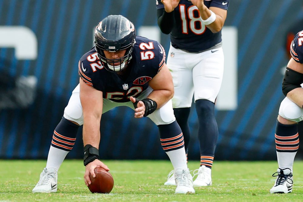 Bears Pro Bowl Center Drew Dalman Steps Away from NFL After Five Years
