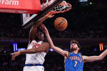 Thunder Edge Knicks in Nail-Biter, Gilgeous-Alexander Nears Historic Record