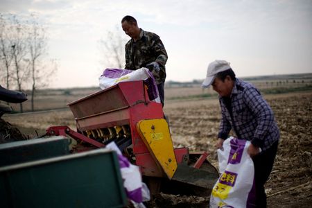 Middle East War Drives Fertilizer Costs Higher, Threatening Farm Profits Nationwide