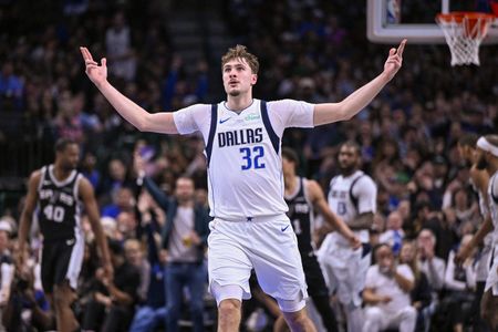 Mavericks Rookie Cooper Flagg Cleared to Play After 8-Game Injury Absence