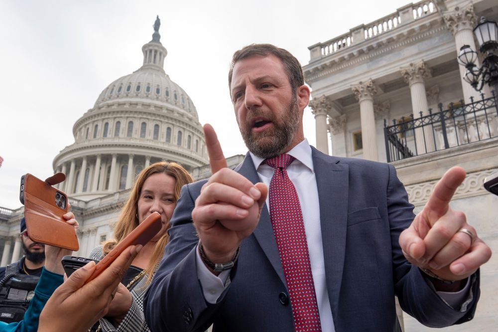 Oklahoma Senate Seat Opens as Trump Taps Mullin for Homeland Security