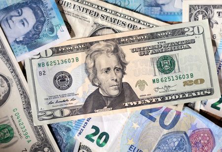 US Dollar Surges to Biggest Weekly Jump in Year Amid Middle East Crisis