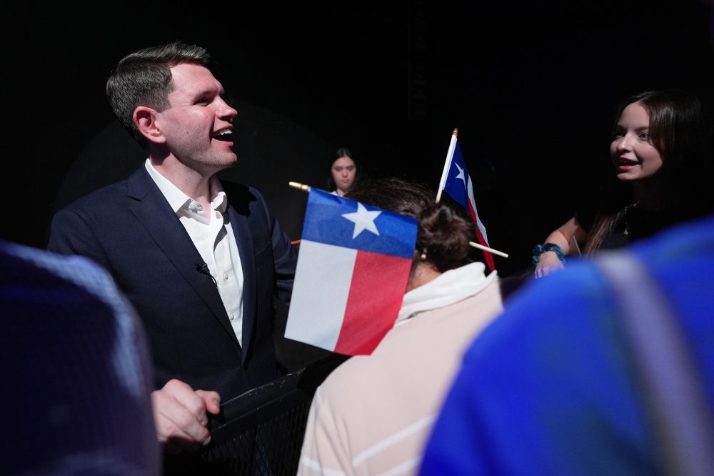 Texas Democrat’s Viral Fame Becomes GOP Attack Target in Senate Race