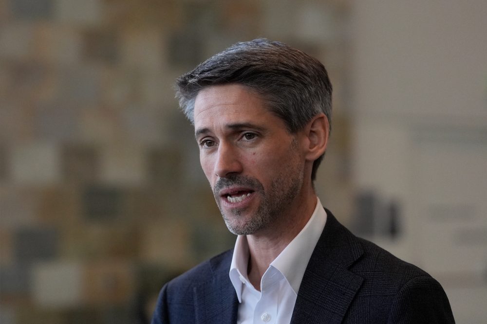 California Democratic Party Chair’s Plea to Thin Governor Field Largely Ignored