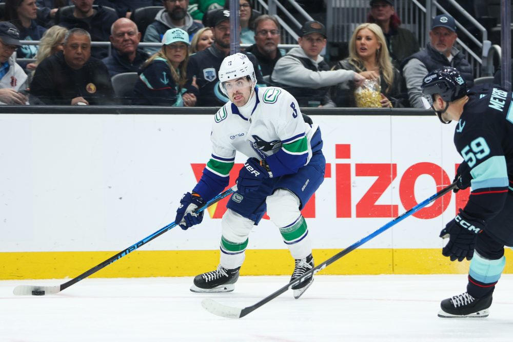 Columbus Blue Jackets Trade for Canucks Winger Garland on Deadline Day
