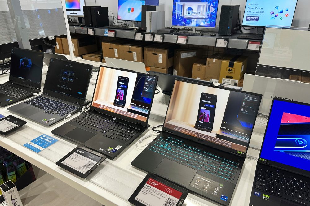 January Shopping Slump: Americans Tighten Wallets as Retail Sales Drop