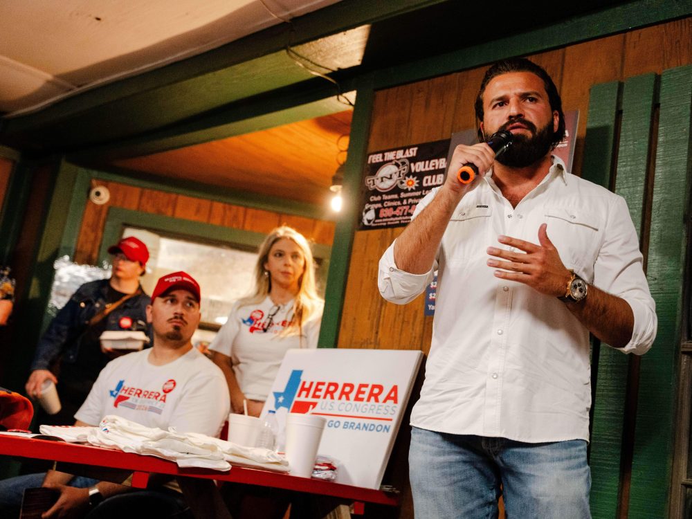 Texas GOP Congressman Steps Down, Gun Rights Advocate Set to Take Over