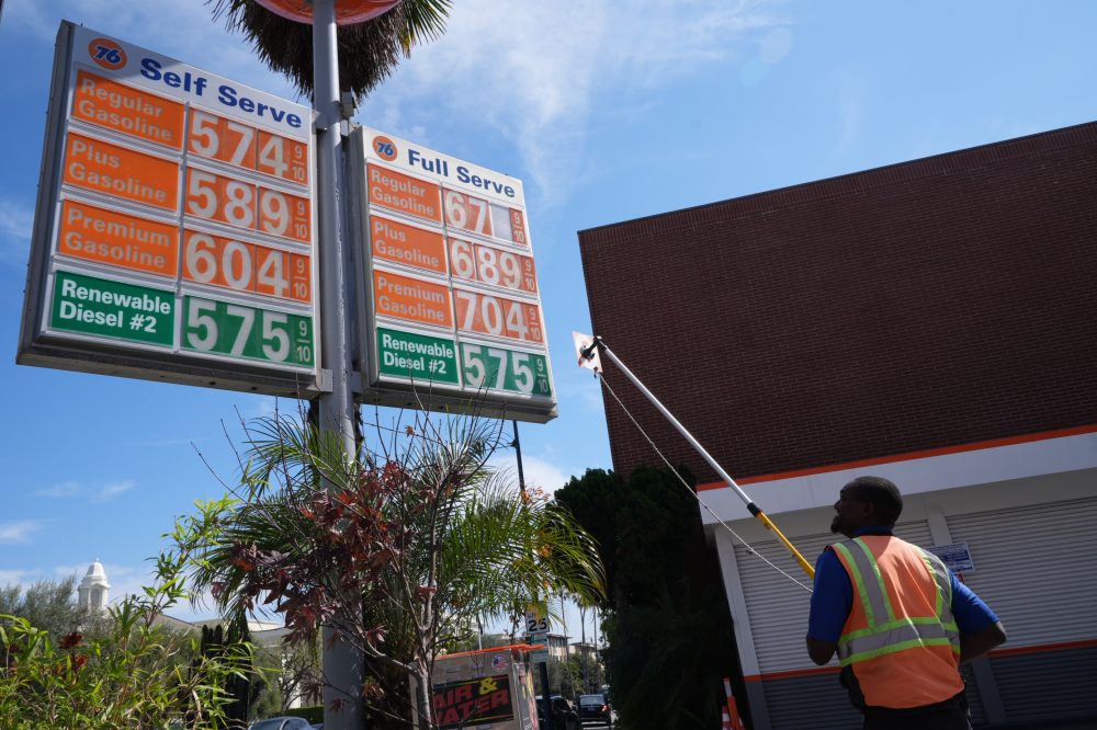 Middle East Conflict Drives Gas Prices Up 11% in One Week Across Delaware