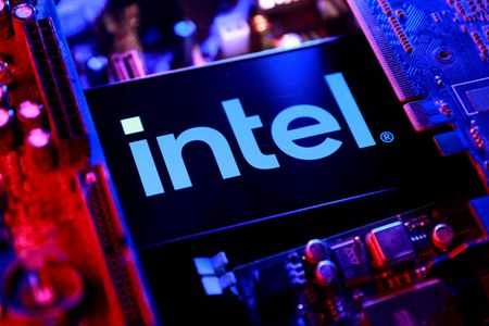 Senators Question Intel’s Use of Chinese-Linked Chipmaking Equipment