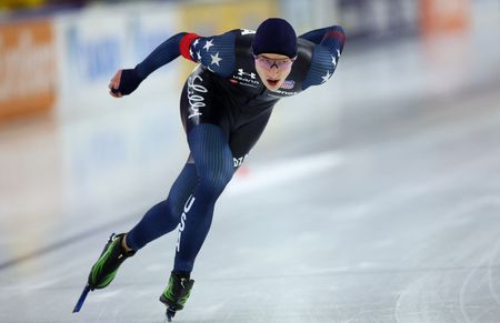 American Skater Stolz Leads World Championships as Japanese Star Begins Farewell