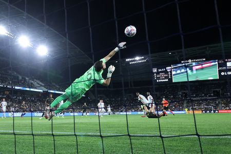 Los Angeles FC Extends Perfect Start with 1-0 Win Over FC Dallas