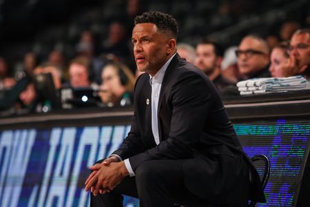Georgia Tech Dismisses Basketball Coach Damon Stoudamire Following Poor Season