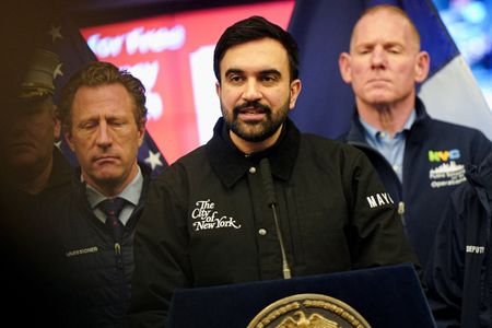 NYC Police: Explosive Device Hurled at Mayor’s Home Could Have Been Deadly