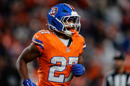 Denver Broncos Re-Sign Top Rusher J.K. Dobbins to Two-Year Extension
