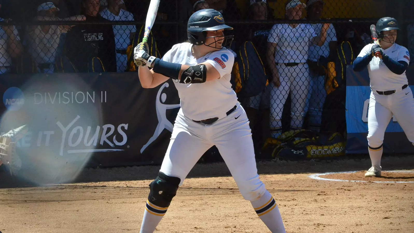 Goldey-Beacom Softball Goes 1-1 in Florida Tournament Action