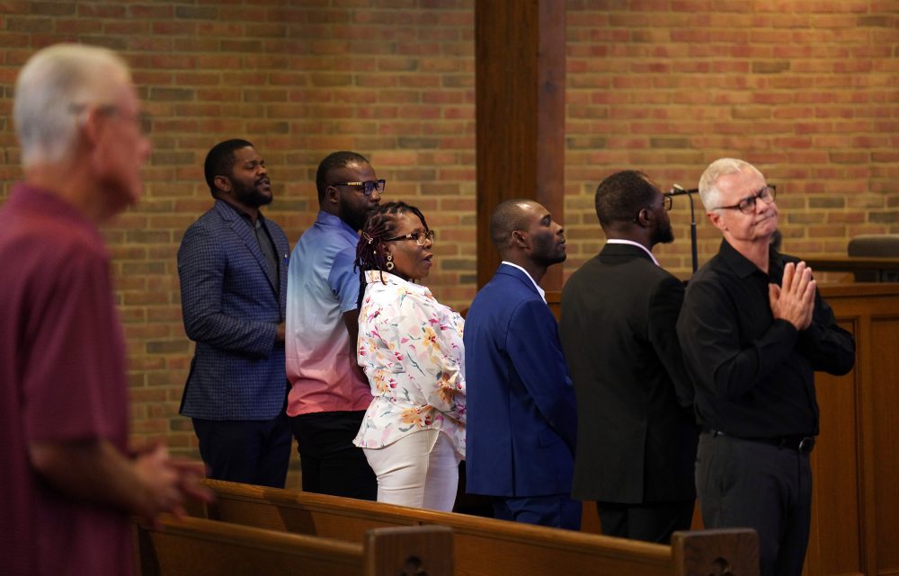Two Ohio Pastors Unite to Support Haitian Migrants Facing Deportation Fears