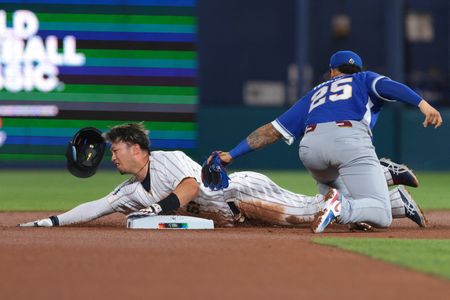 Venezuela Upsets Defending Champion Japan 8-5 in World Baseball Classic Quarterfinals