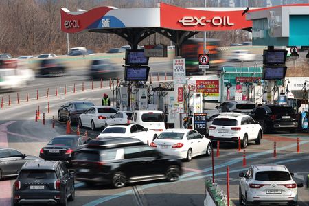 Gas Prices Surge as Middle East War Disrupts Global Oil Supply