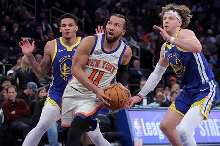 New York Knicks Rally From 21-Point Deficit to Beat Short-Handed Warriors