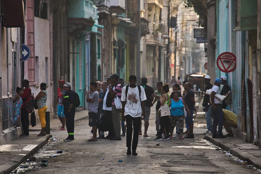 Cuba Plunges Into Complete Darkness as Energy Crisis Worsens