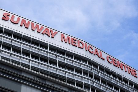 Malaysian Hospital Chain Soars 26% in Stock Market Debut After Major IPO