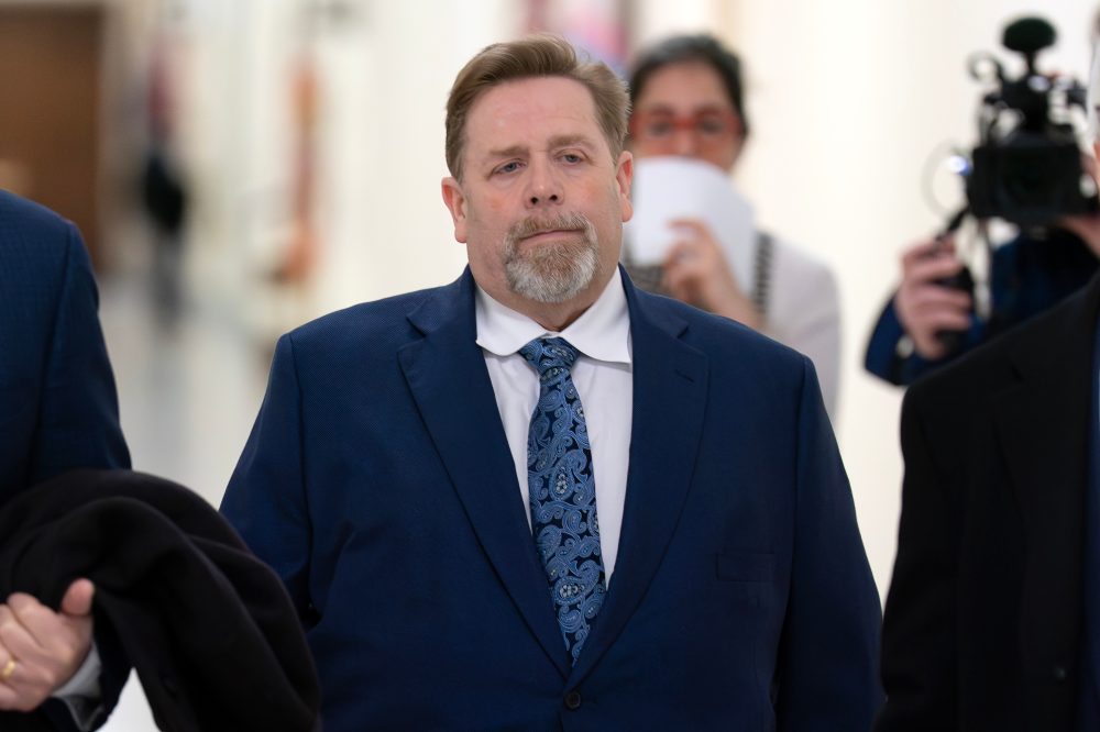 Epstein’s Ex-Lawyer Denies Knowledge of Abuse in House Testimony