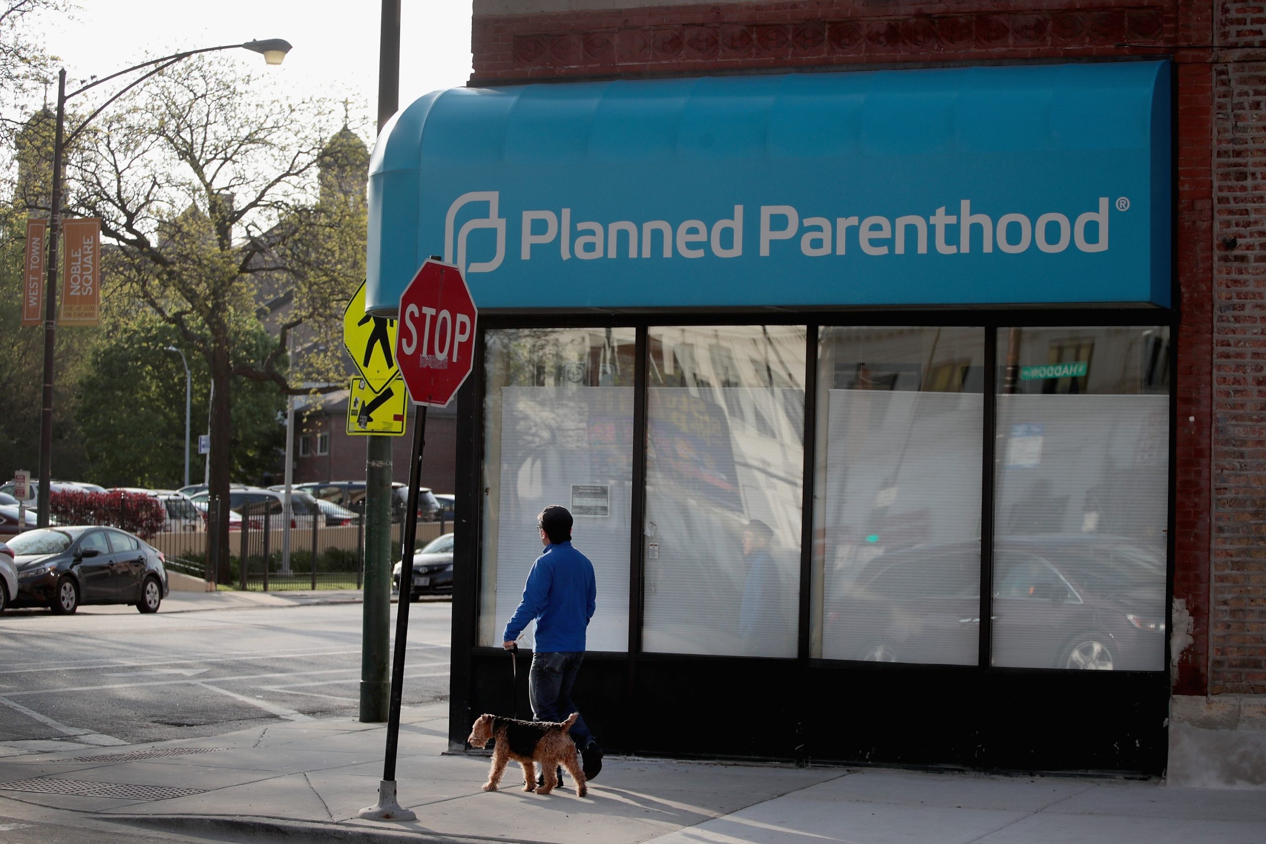 Illinois Planned Parenthood Agrees to $500K Settlement Over Workplace Discrimination