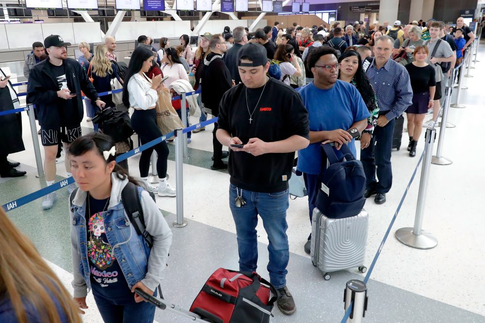 Senate Blocks Homeland Security Funding as Airport Delays Worsen Nationwide