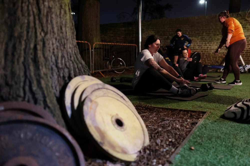 Medical Experts Push for More Women to Embrace Weight Training