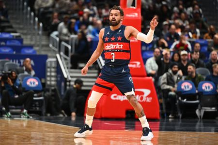 Wizards’ Trae Young Avoids Surgery for Quad and Back Injuries