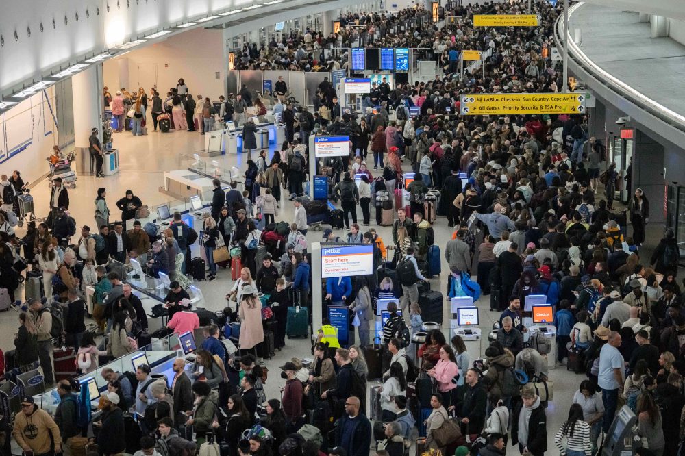 Trump Deploys ICE Agents to Airports as Government Shutdown Creates Travel Chaos