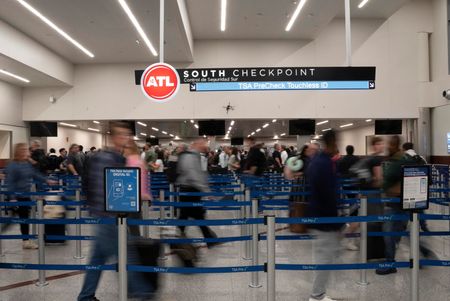 Immigration Officers Sent to Major Airports Amid Security Staffing Crisis