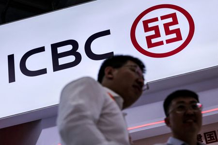 Major Chinese Banks Set for Profit Recovery as $8 Trillion in Deposits Reset