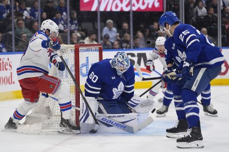 Maple Leafs Goalie Woll Stands Tall in 40-Save Performance Against Rangers