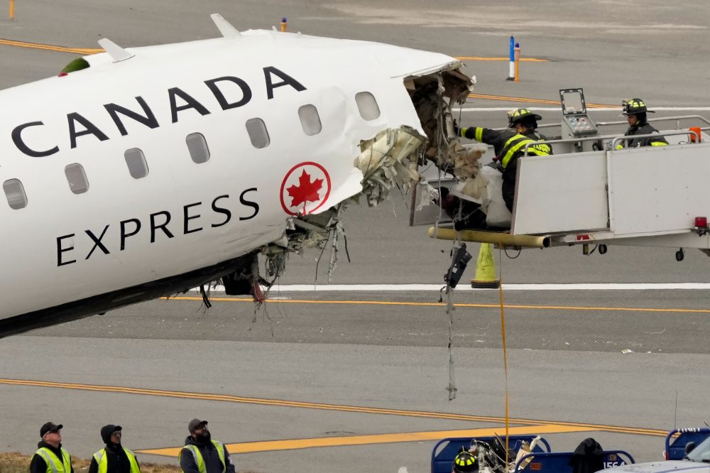 LaGuardia Runway Back in Service After Deadly Plane-Fire Truck Crash