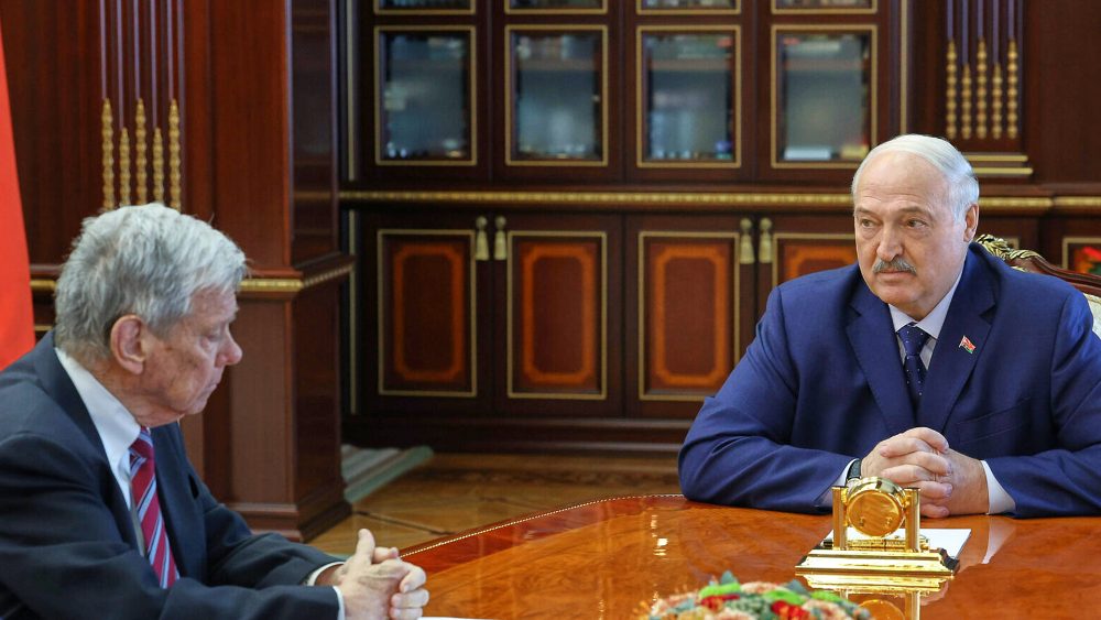 Trump Administration Lifts Belarus Sanctions to Help US Farmers Amid Iran Conflict
