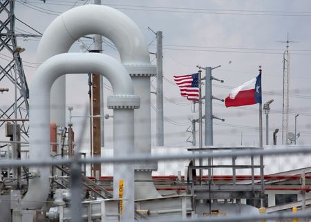 Energy Officials Downplay Iran War Fuel Costs While Global Executives Warn of Crisis