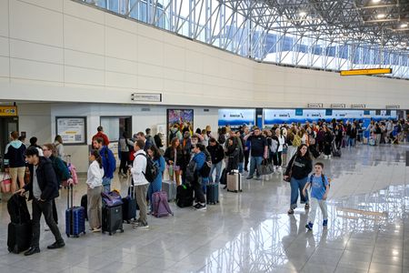 Federal Government Authorizes Emergency Pay for 50,000 Unpaid Airport Security Workers