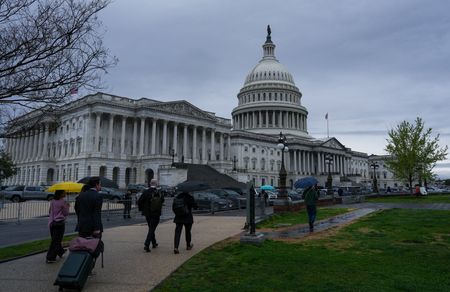 House Approves Short-Term DHS Funding Bill, Senate Opposition Expected