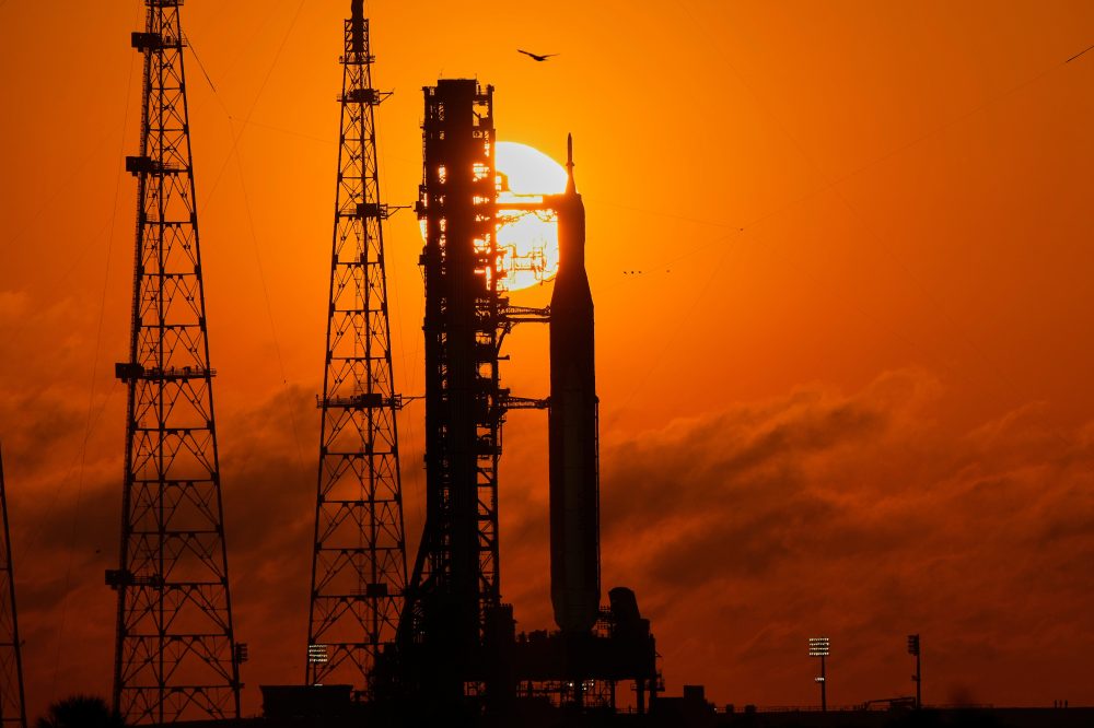 NASA’s New Moon Mission: How Artemis Compares to Historic Apollo Program