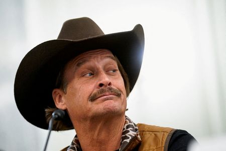 Army Launches Investigation Into Military Helicopters Flying Near Kid Rock Home