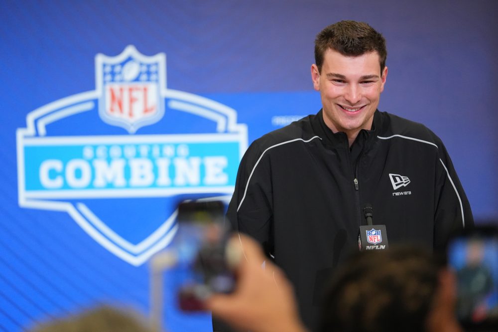 Las Vegas Raiders Coach Prefers Rookie QB Sit Initially Despite Top Draft Pick