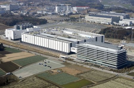 Taiwan Semiconductor Giant Sets 2028 Target for Advanced Chip Plant in Japan