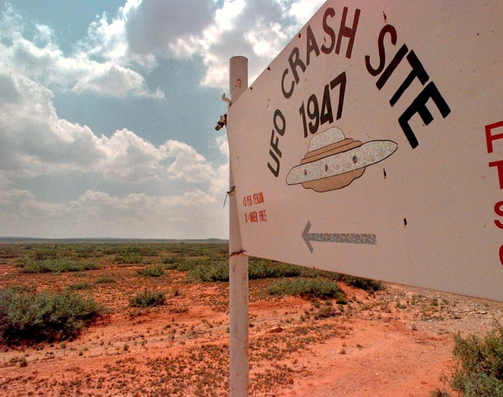 UFO Mysteries: 80 Years of Sightings, Government Studies, and Pop Culture