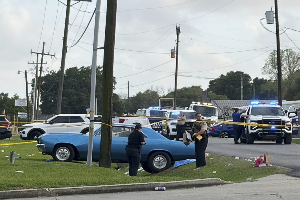 Car Plows Into Louisiana Festival Crowd, 15 Injured, Driver Charged with DUI