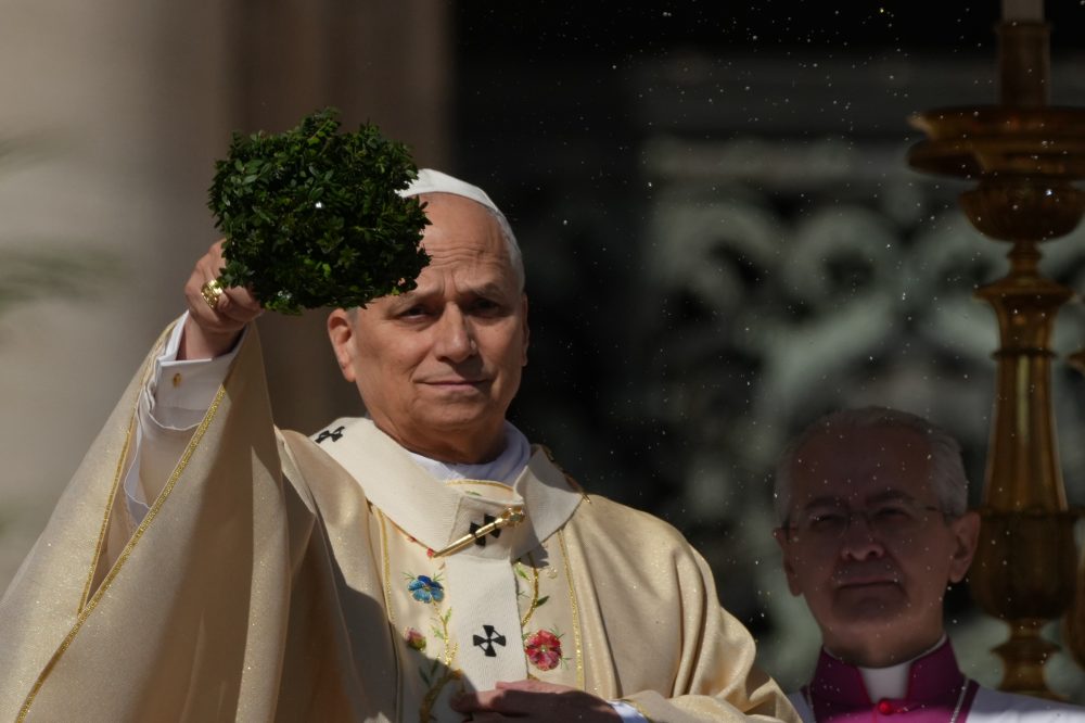 Pope Leo Delivers First Easter Message, Calls for Hope Amid Global Wars