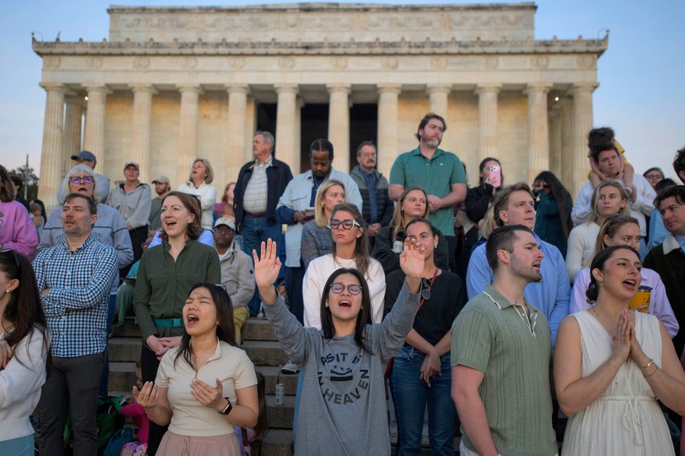 Global Christian Communities Mark Easter Sunday with Worldwide Celebrations