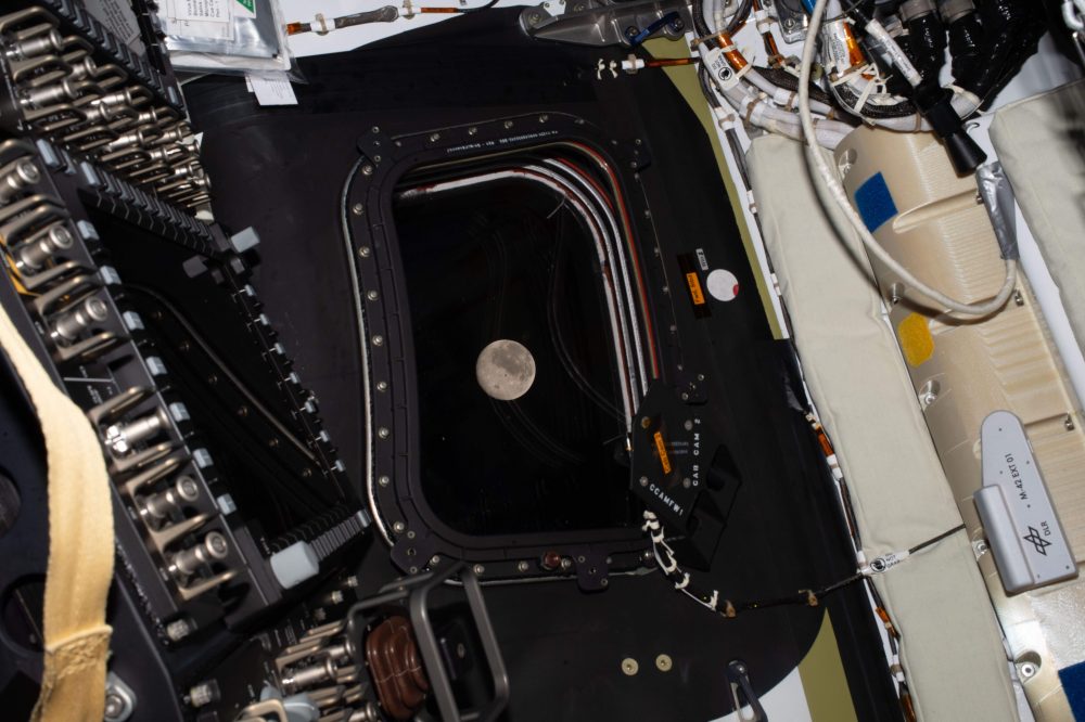 Artemis II Crew Chases Distance Record on Historic Moon Flyby Mission