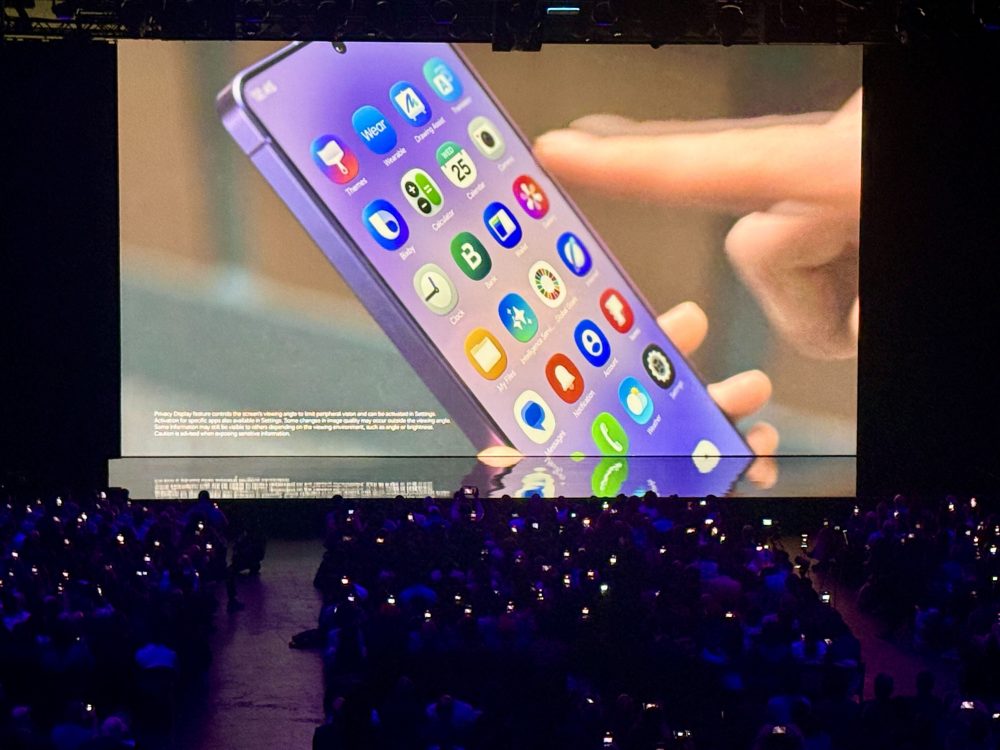 Samsung Ending Its Messaging App, Pushing Users to Google Messages Instead