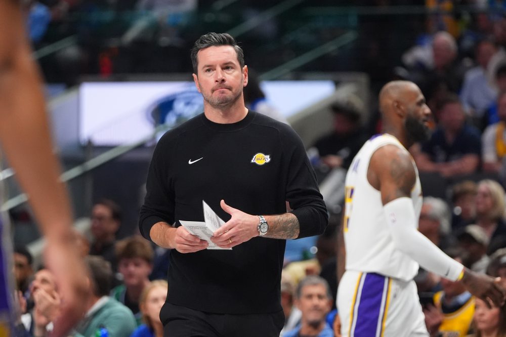 Lakers Coach Disputes Mavs Medical Team Claims After MRI Controversy